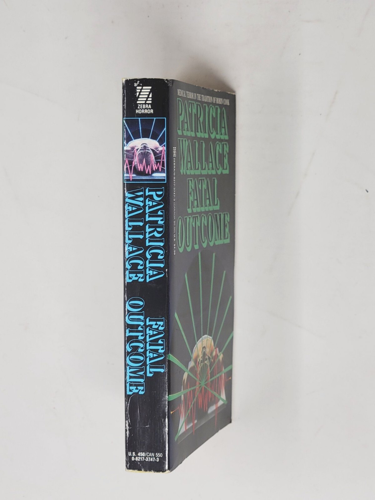 PATRICIA WALLACE 1ST EDITION – Fatal Outcome 1992 (Paperbacks From Hell)