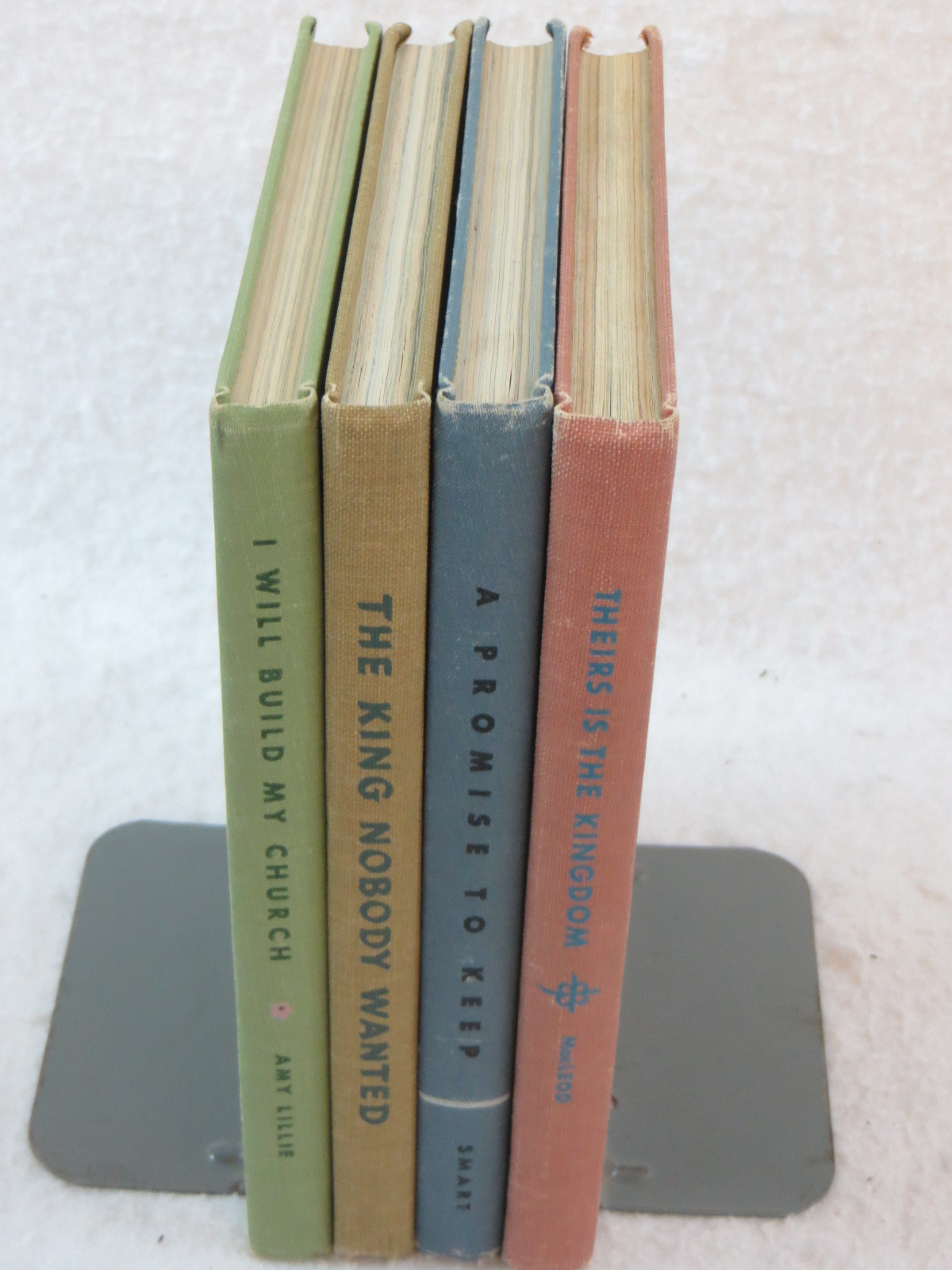 Lot of 4 THE WESTMINSTER PRESS ILLUSTRATED CHILDREN’S RELIGIOUS BOOKS c1949