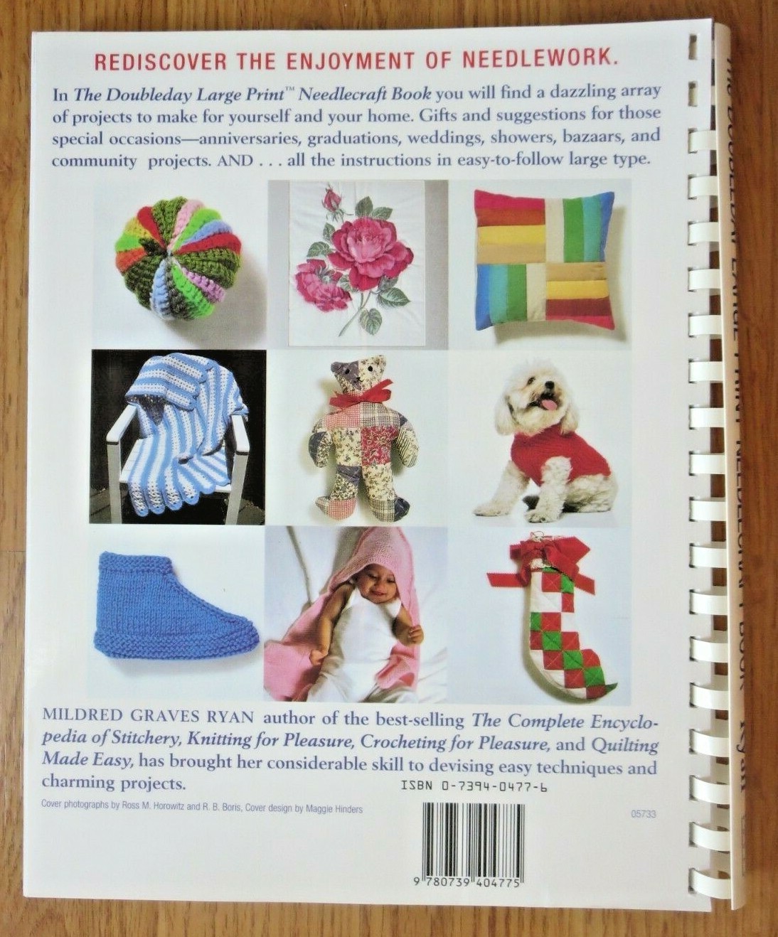 The Doubleday Large Print Needlecraft Book by Mildred Graves Ryan (1999)