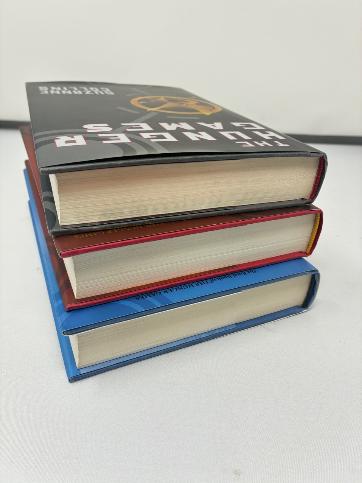 The Hunger Games Trilogy Boxed Set – Hardcover by Collins Suzanne New Unsealed