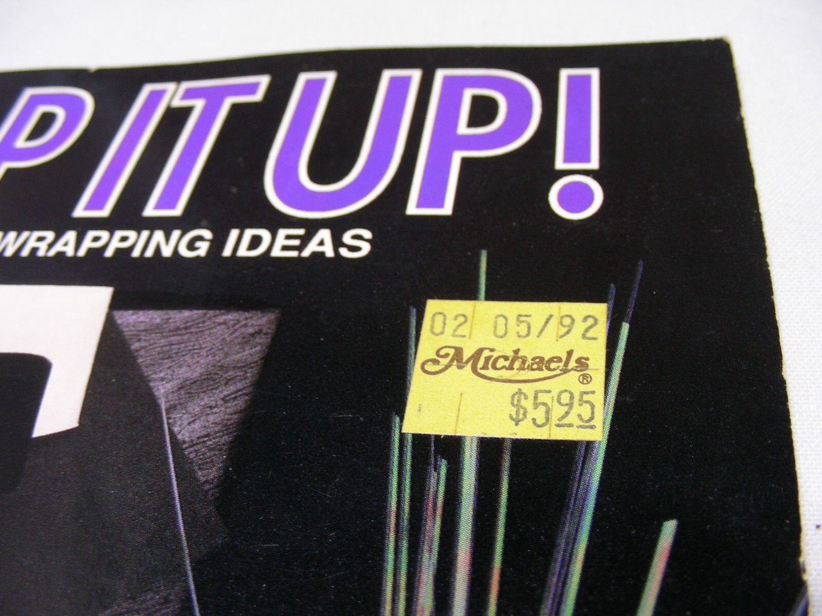 WRAP IT UP – 28 PAGES OF GIFT WRAPPING IDEAS – 8 1/2″ x 11″ Paperback Mag/Book!