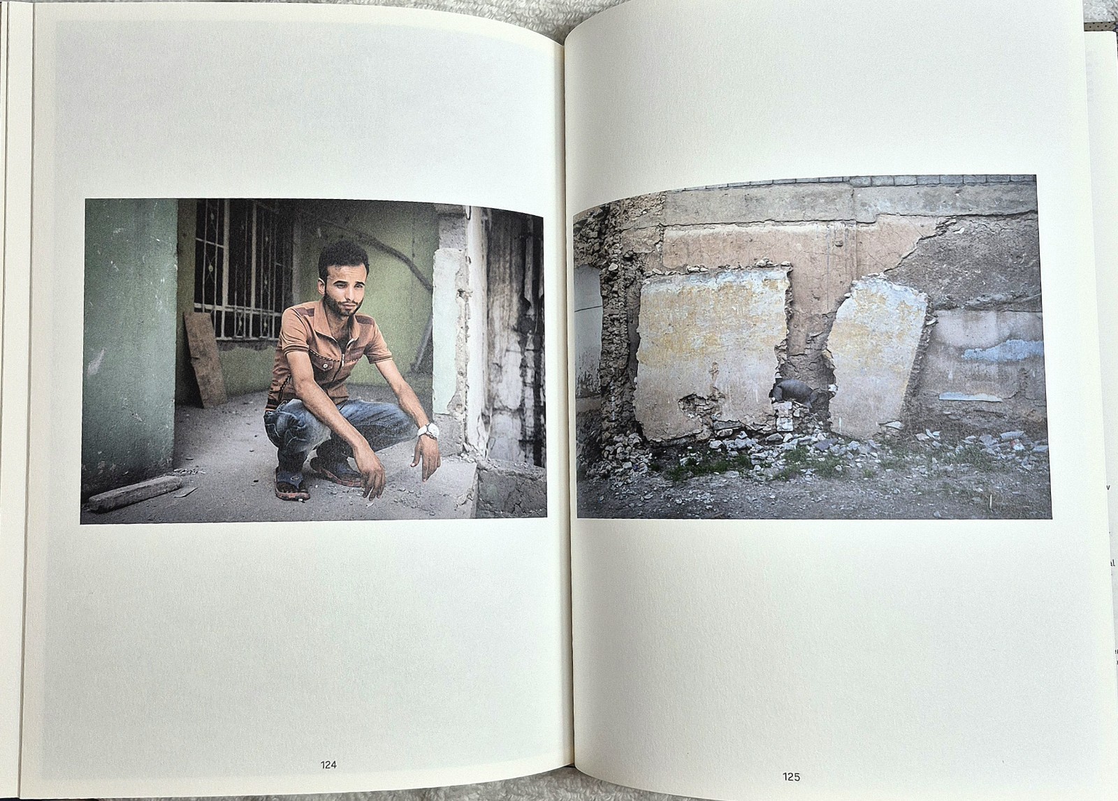 Cengiz Yar · This Alabaster Grave (2025 · 1st Ed. · w/Map) Conflict Documentary