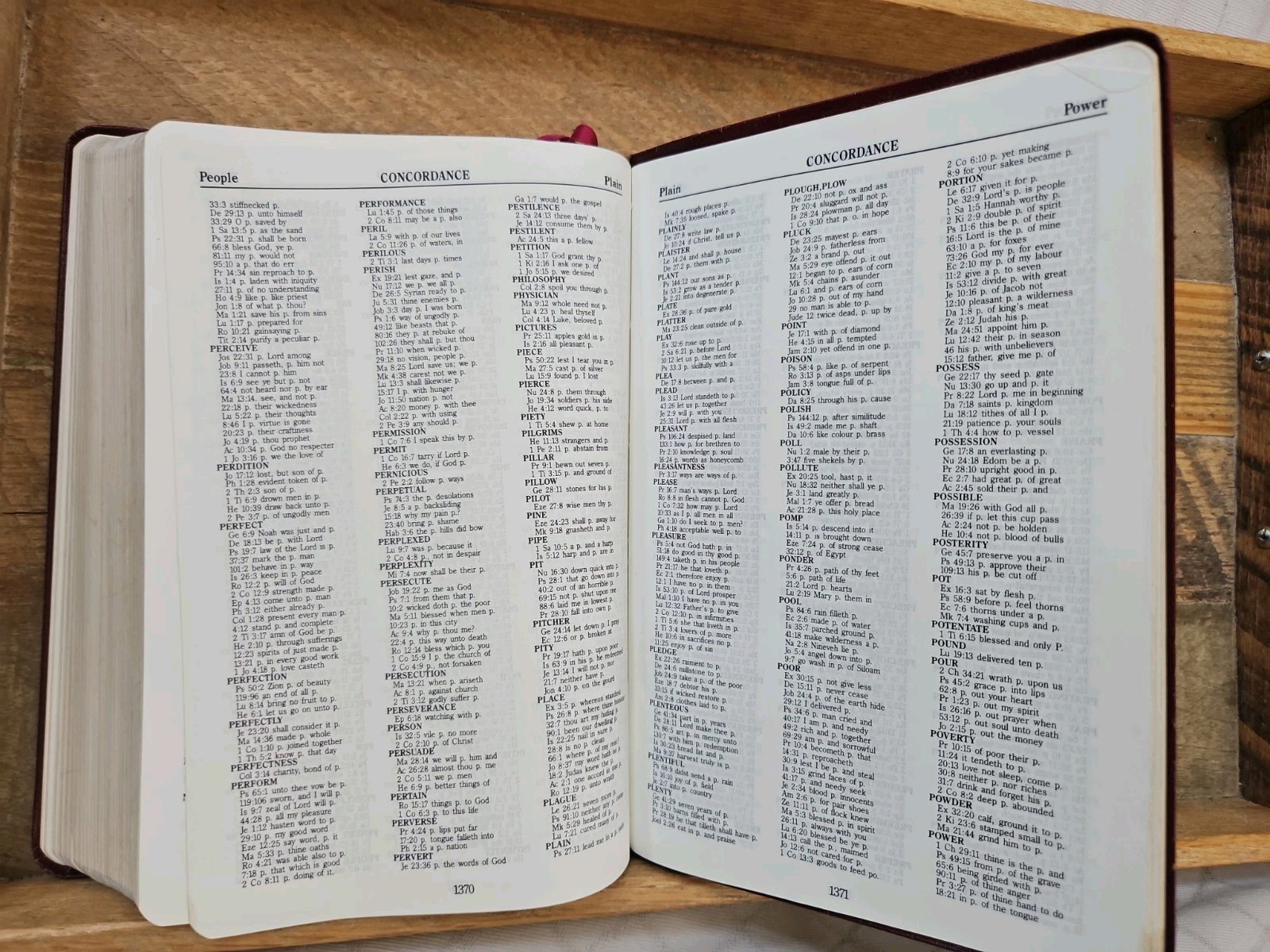 Scarce! The Word Study Bible KJV by Harrison House in Burgundy Bonded Leather