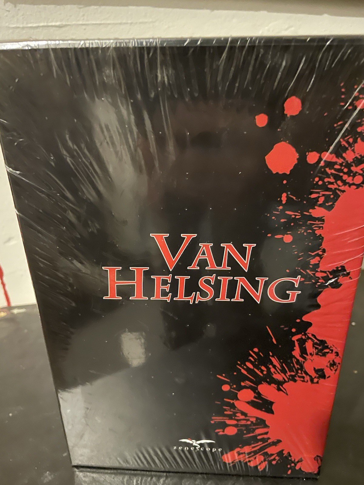Van Helsing Box Set 9 TPB Volumes in Slipcase Zenescope. Brand new.