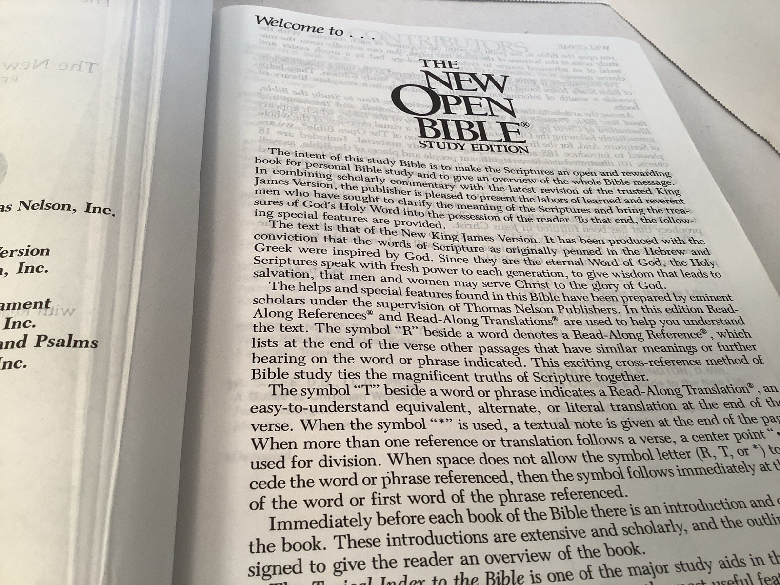 The New Open Bible NKJV Large Print Nelson New King James Bonded Leather