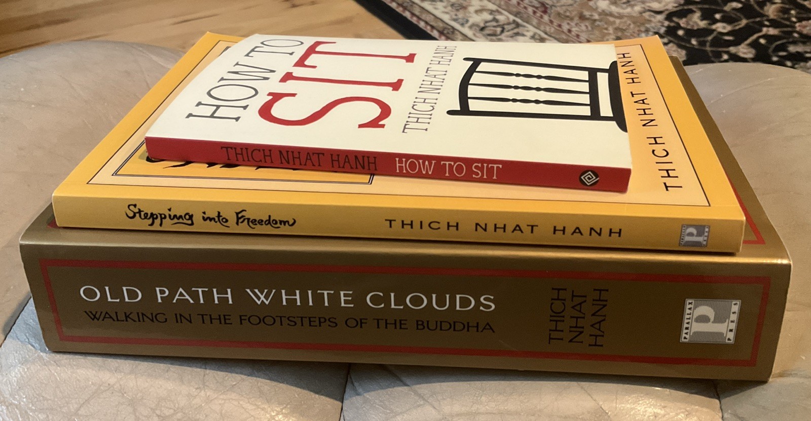 Lot 3 SC Bks Thich Nhat Hanh Old Path White Clouds Stepping into Freedom How Sit