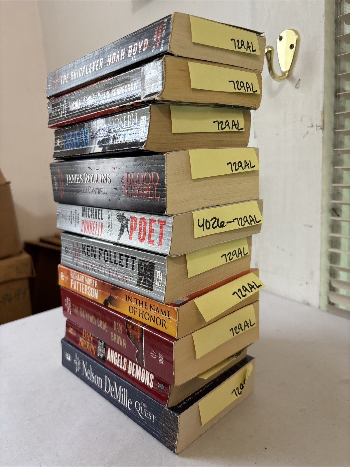 Lot of 10 – Mystery and Thrillers – Mixed Authors – FREE SHIPPING