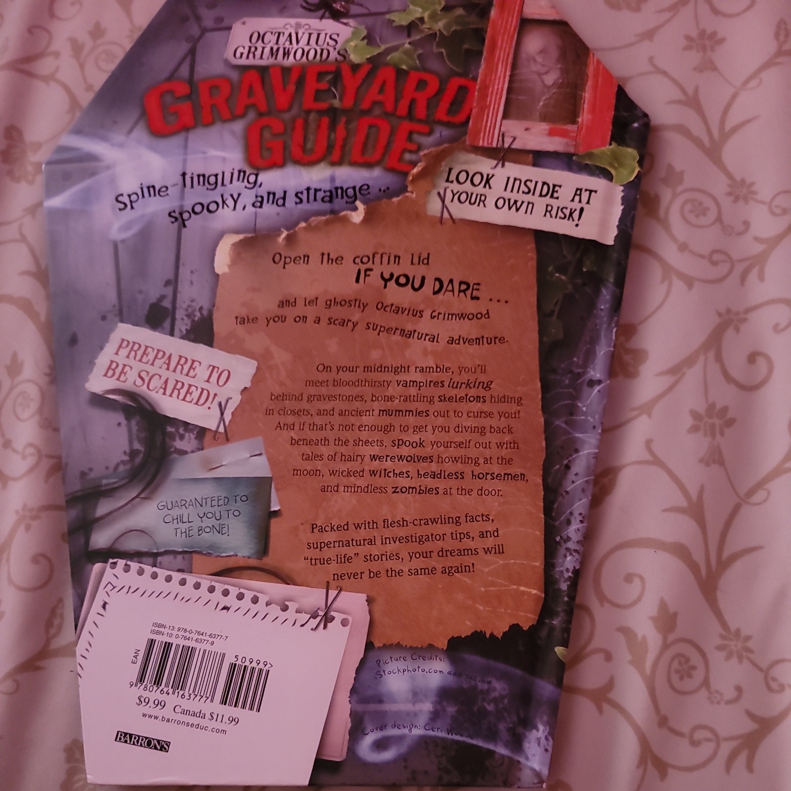 Octavius Grimwood’s Graveyard Guide : To Vampires, Zombies, and Things You Don’t