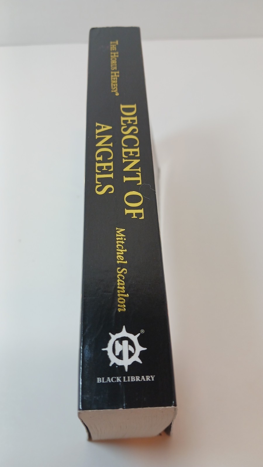Warhammer 40K Horus Heresy Book 6 Descent of Angels MMPB 2019 Reprint