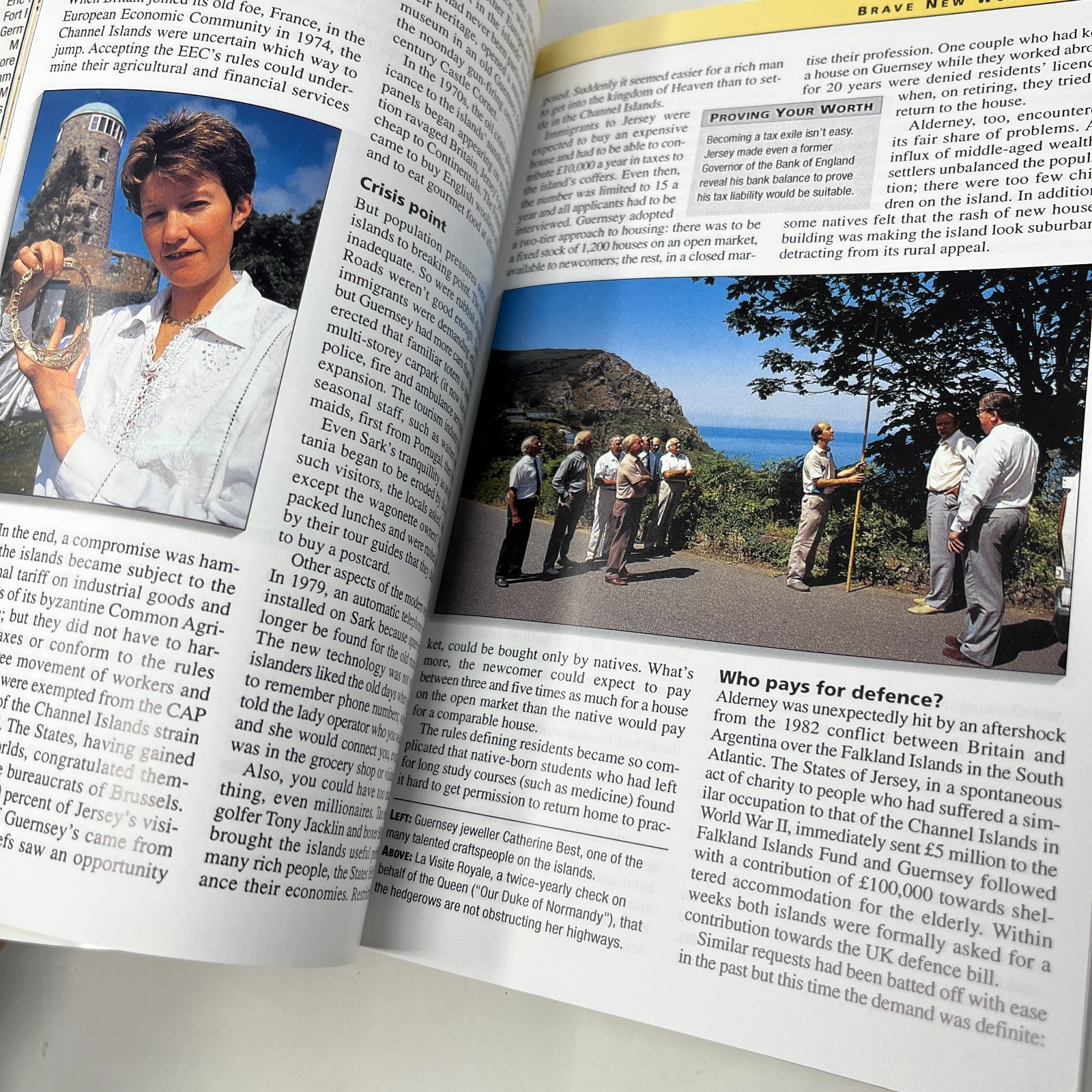 Channel Islands Insight Guide – Discovery Channel 2000 HB