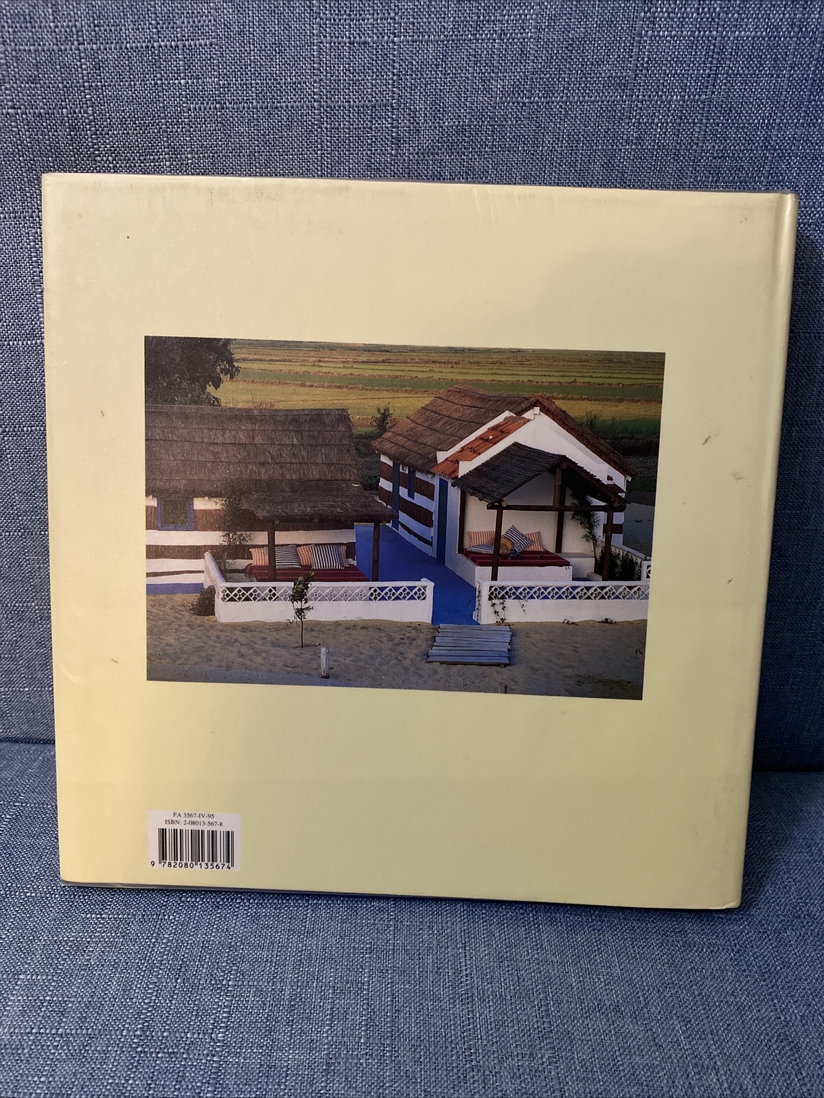 LIVING IN PORTUGAL By De Anne Stoop 255 PAGES HC DJ FREE SHIPPING 1995
