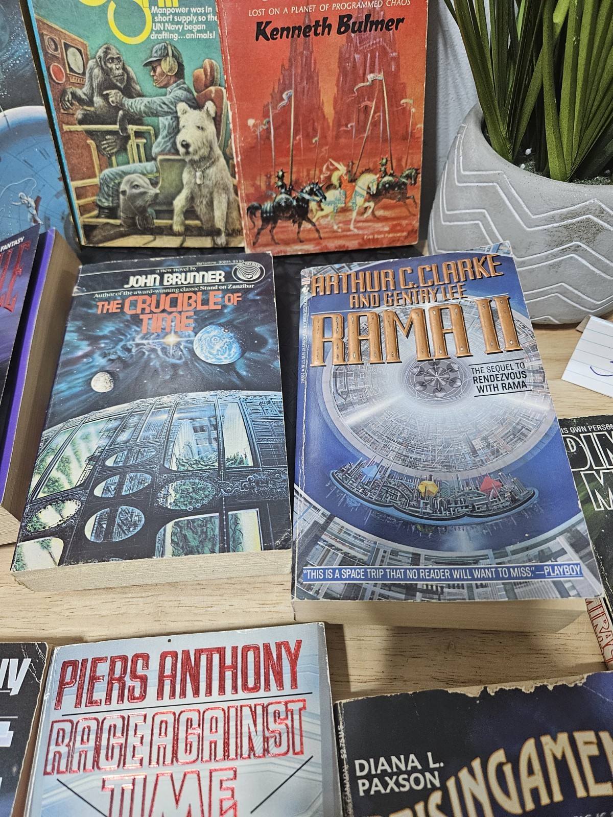 Lot Of 10 Sci Fi Paperback Books TITLES SEEN