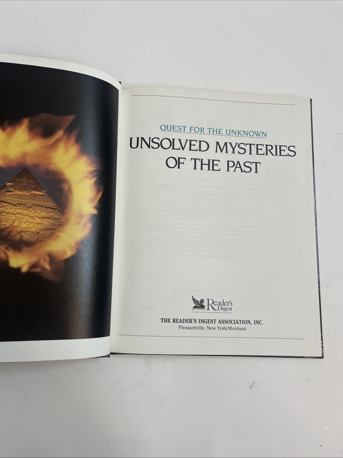 Unsolved Mysteries of the Past Hardcover Reader’s Digest Editors