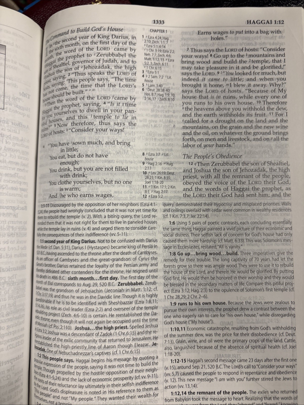 The MacArthur Study Bible NKJV John MacArthur Revised & Updated Dust Jacket