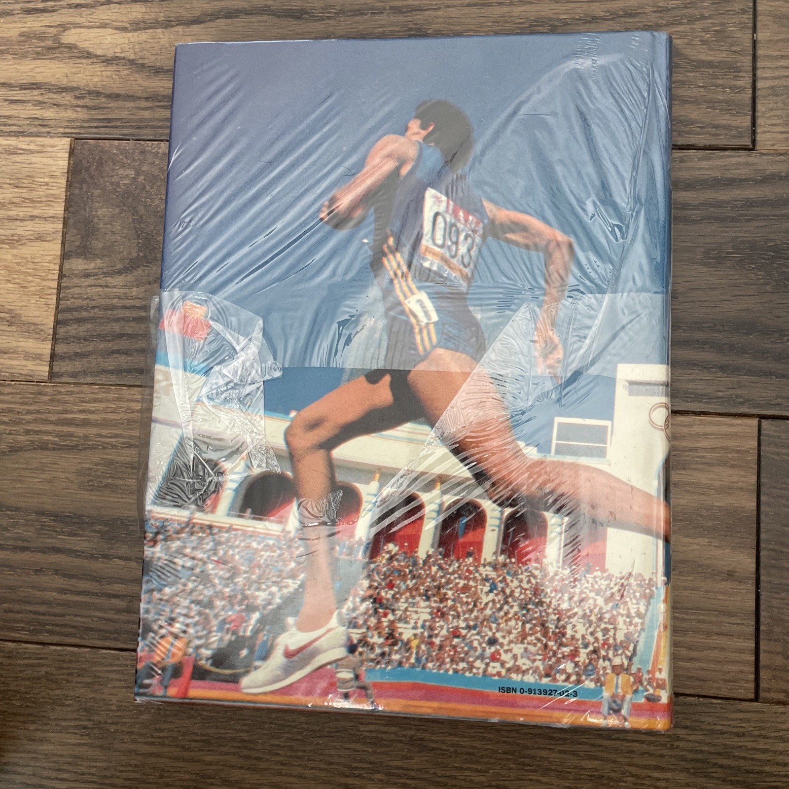 Games Of The XXIIIrd Olympiad Los Angeles 1984 Commemorative Book New Sealed