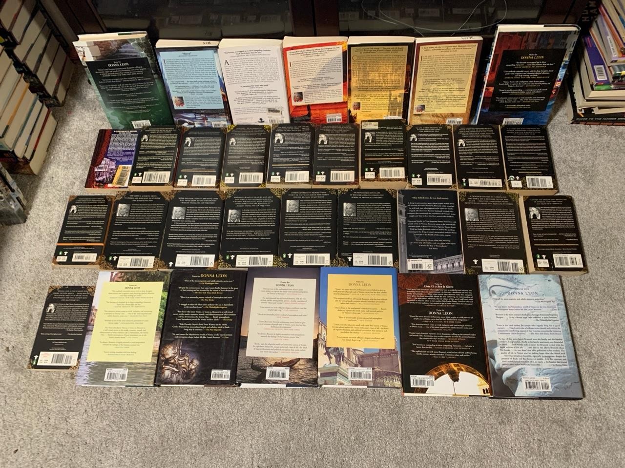 Lot of 33 COMPLETE Commissario Guido Brunetti 1-33 Donna Leon Death at La Fenice