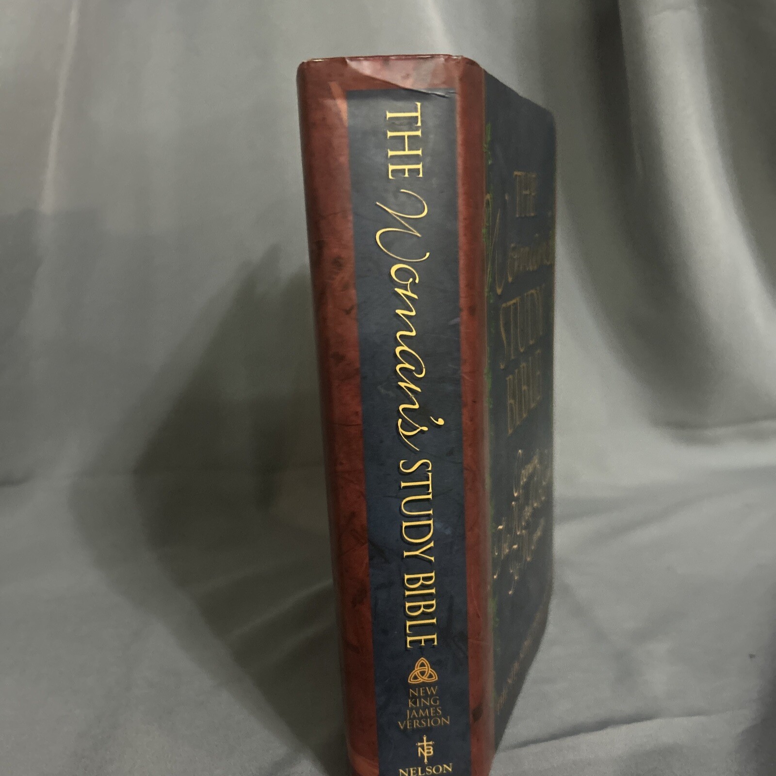 Woman’s Study Bible NKJV Opening the Word of God to Women by Thomas Nelson 922