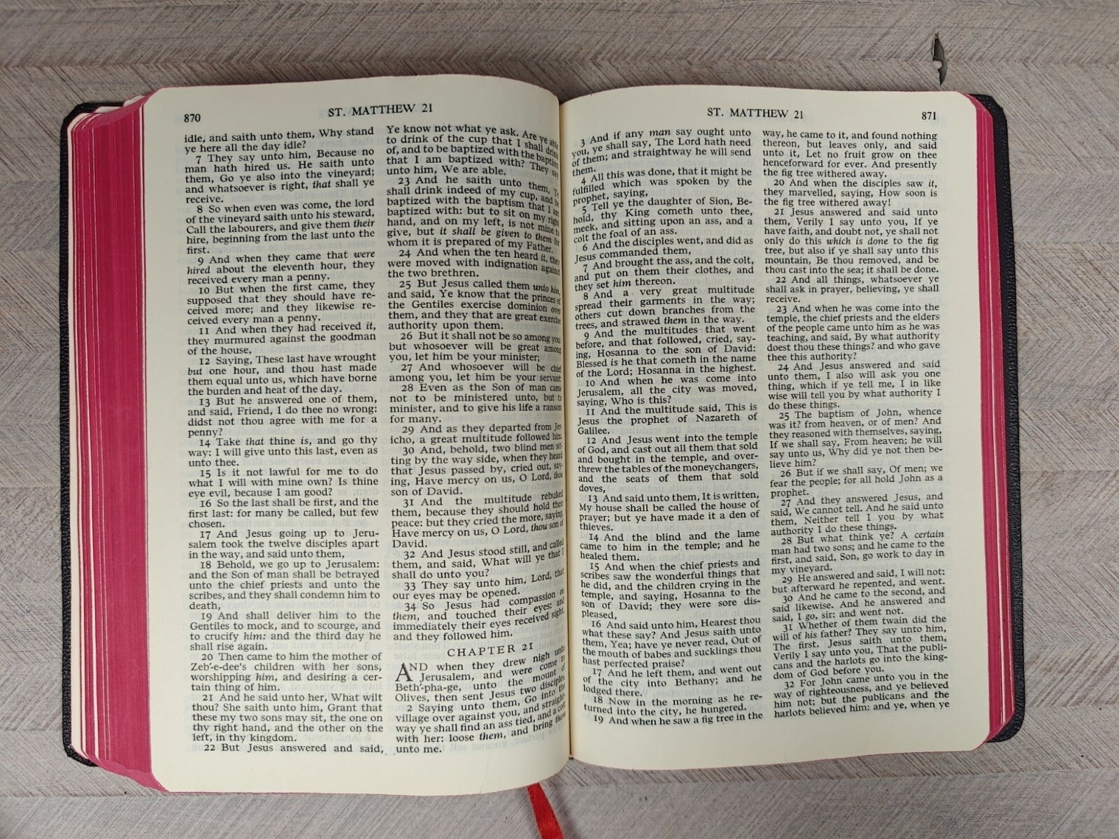 Holy Bible Abundant Life KJV Oral Roberts Black Leather National Bible Press