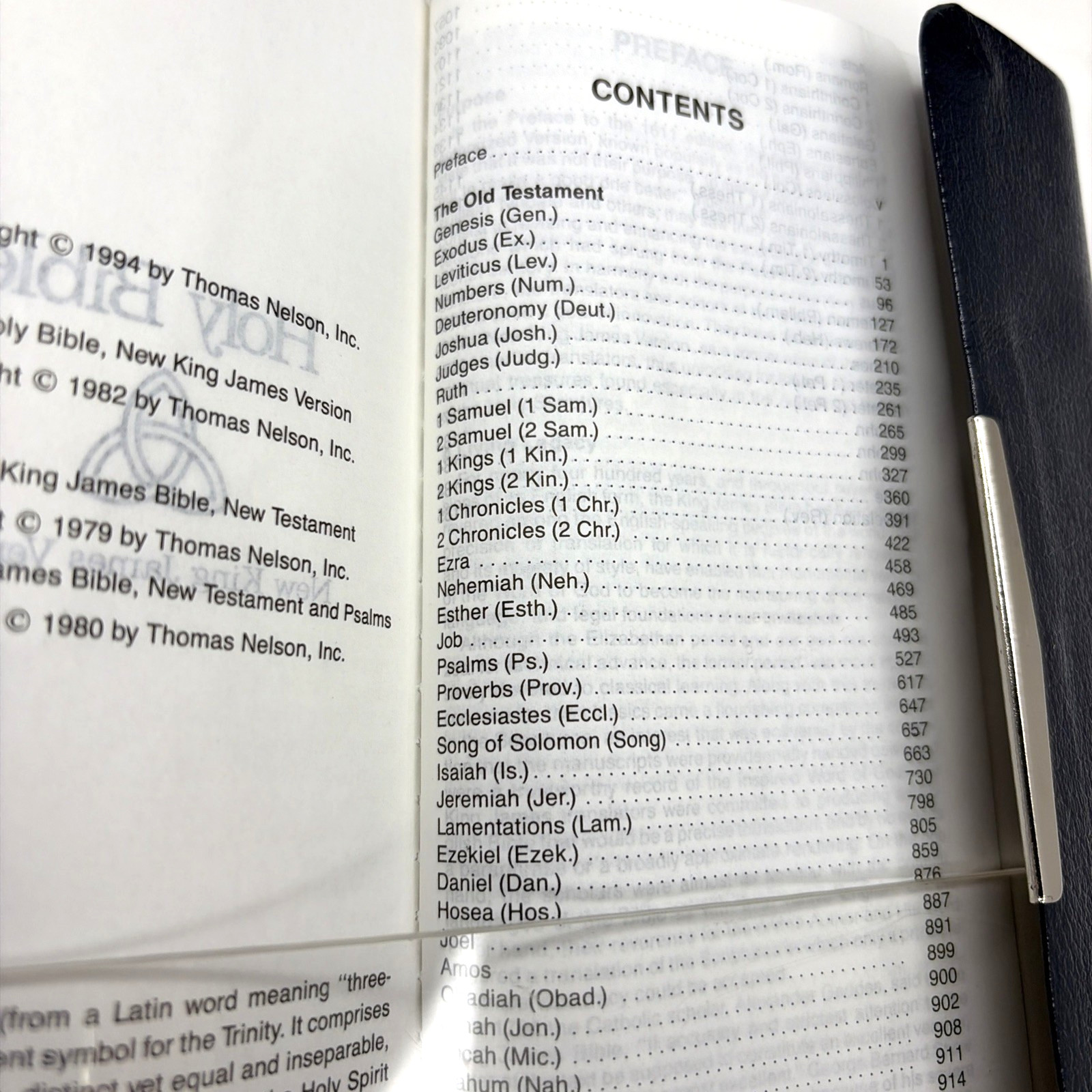 NKJV Holy Bible Nelson Publishers Bonded Leather Cover Snap 24SB Blue 1994