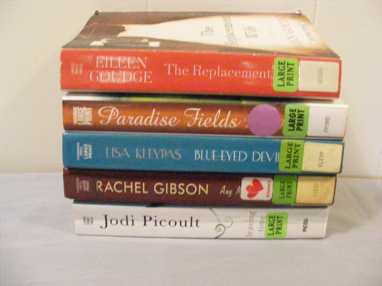 Lot of 5 CONTEMPORARY ROMANCE – LARGE PRINT – Different Authors – HBs FREE SHIP