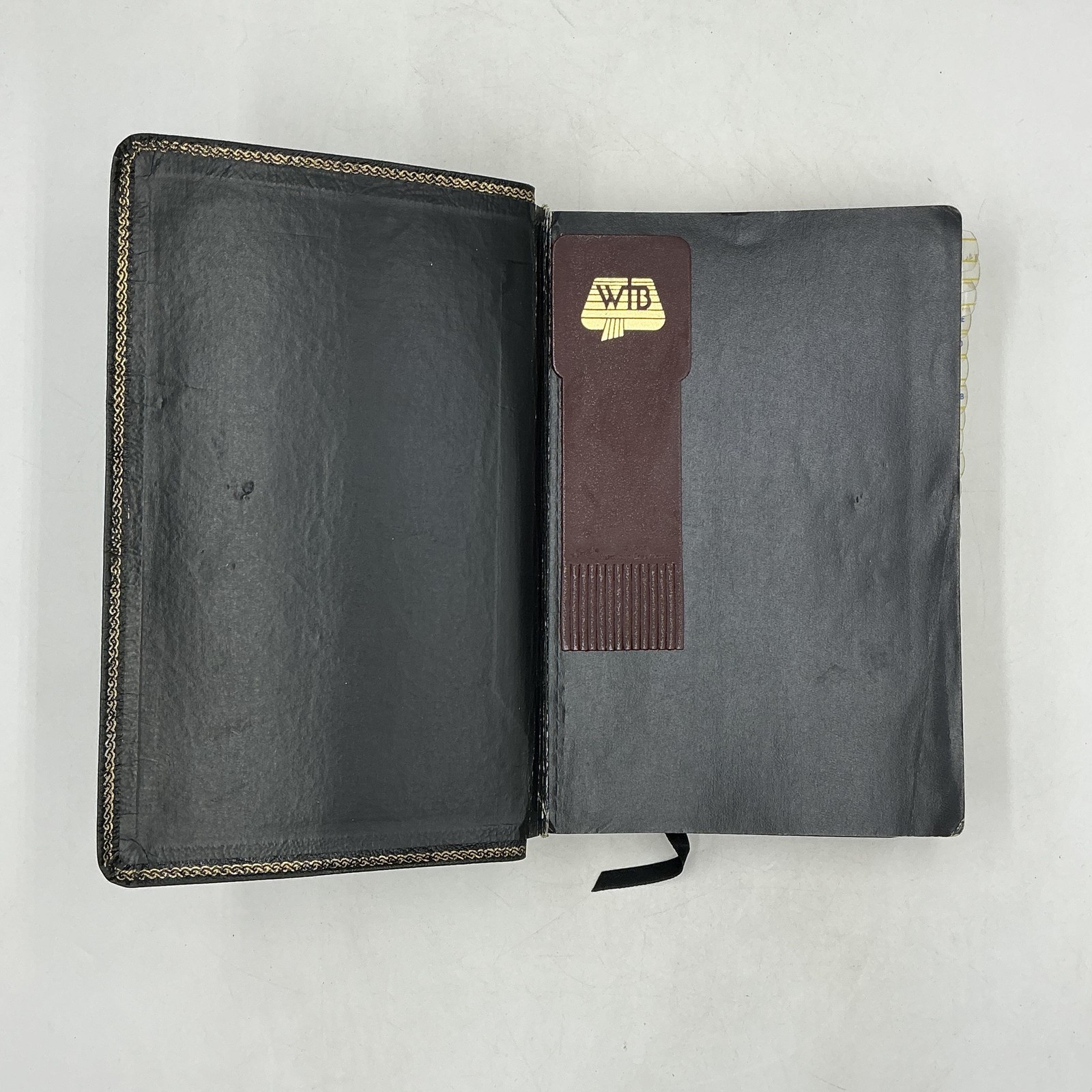 Vintage Holy Bible The Open Bible NKJV Expanded Edition Thomas Nelson Leather