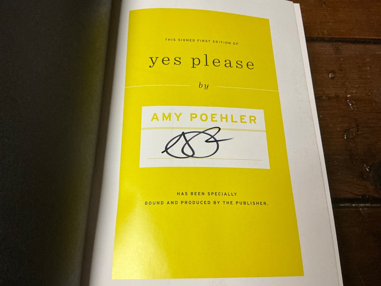 ** SIGNED 1st Edition ** AMY POEHLER ** YES PLEASE ** W/COA ** (HC/DJ) **