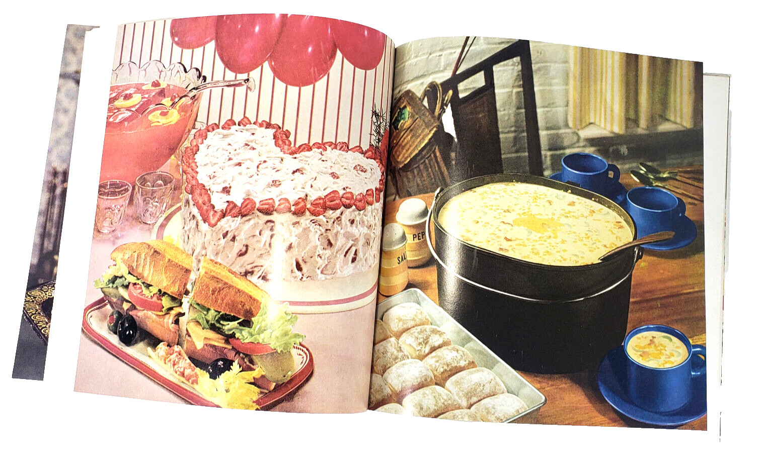 The General Foods Kitchens Vintage 1959 2nd Edition 436 pages