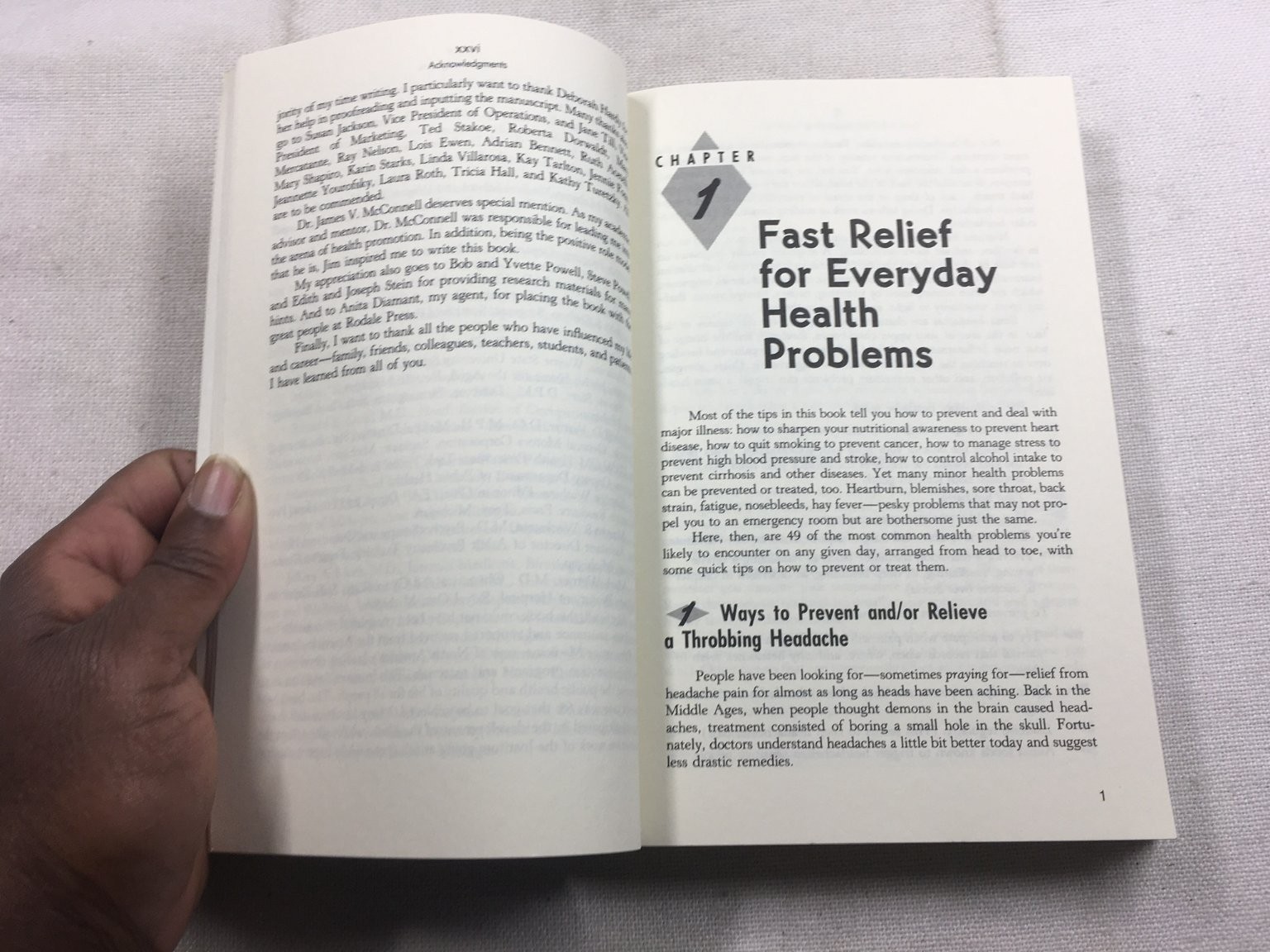 365 Health Hints Don R. Powell 1991 First Fireside Edition Wellness Simon &