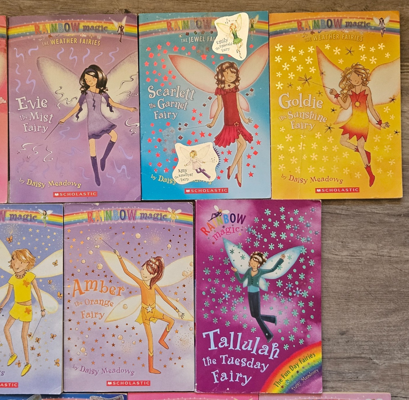 17 Rainbow Magic Fairy Books Daisy Meadows Scholastic Chapter Books Lot. Enjoy!
