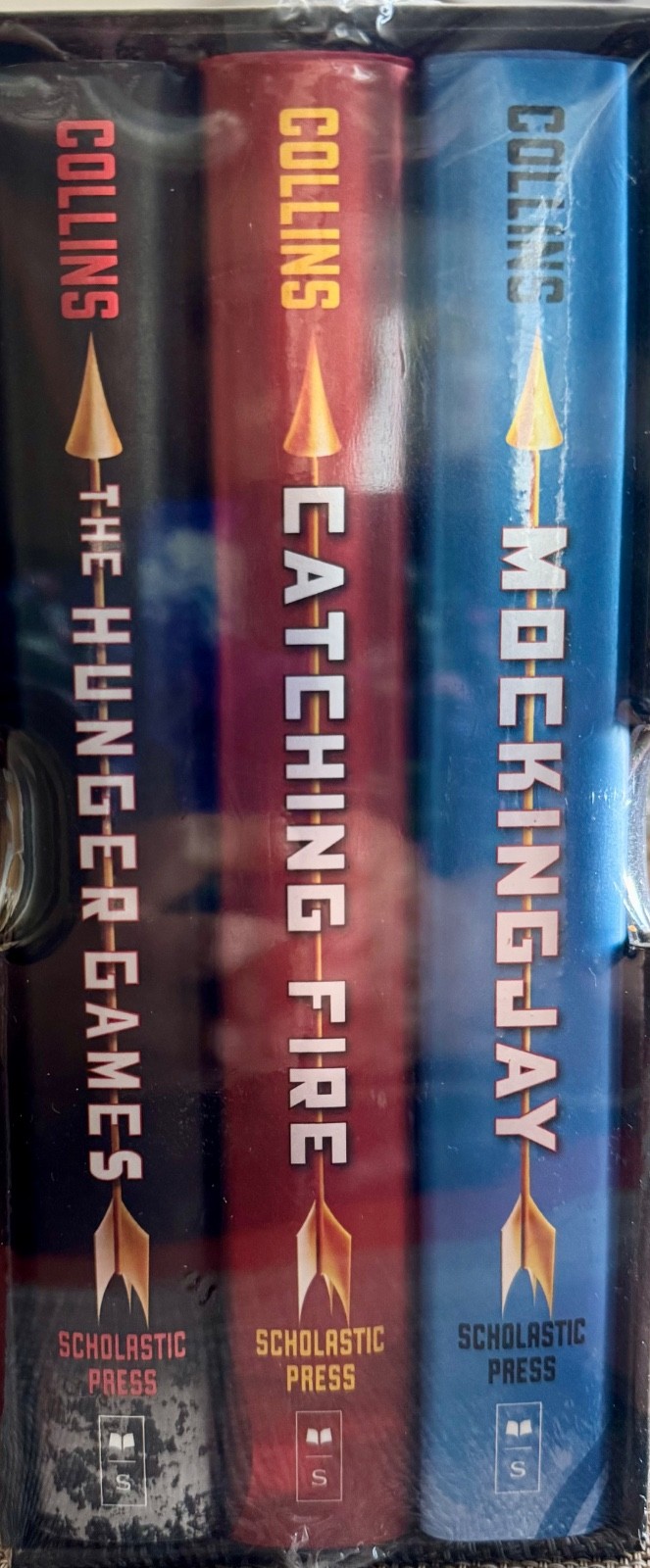 NEW 2008 The Hunger Games Trilogy Box Set Hardcover Shrinkwrap Suzanne Collins