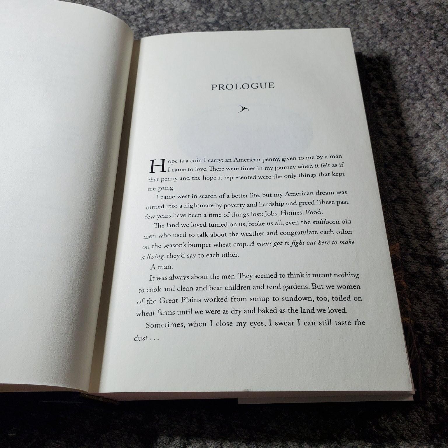 The Four Winds Kristin Hannah 2021 Historical Fiction Hardcover Book HCDJ