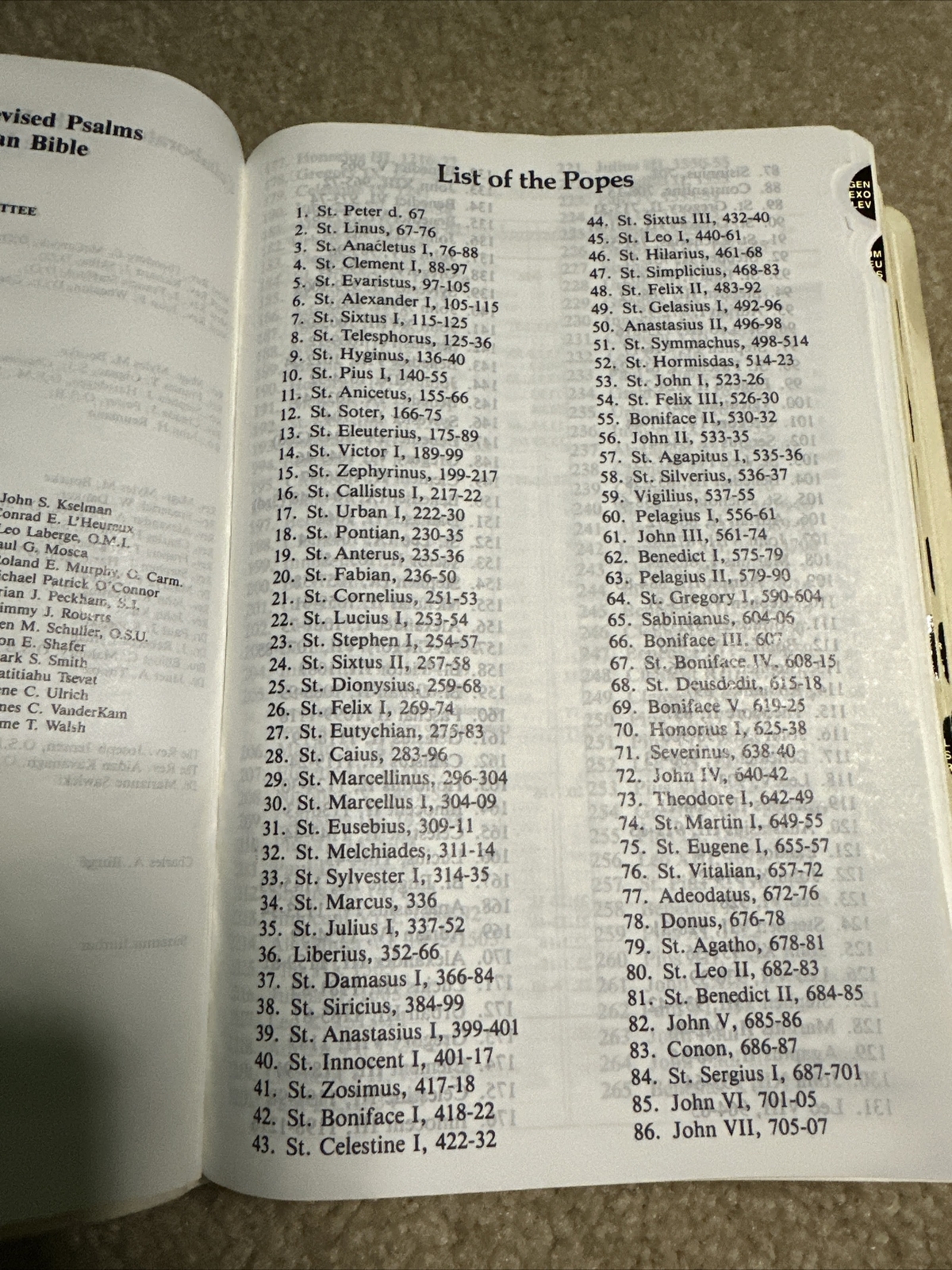 The New American Bible Catholic World Press w/ Tabs 1997 Ivory Faux Leather