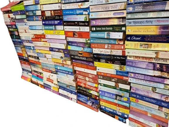 Lot of 36 Romance PBs – Women’s Fiction & Romance