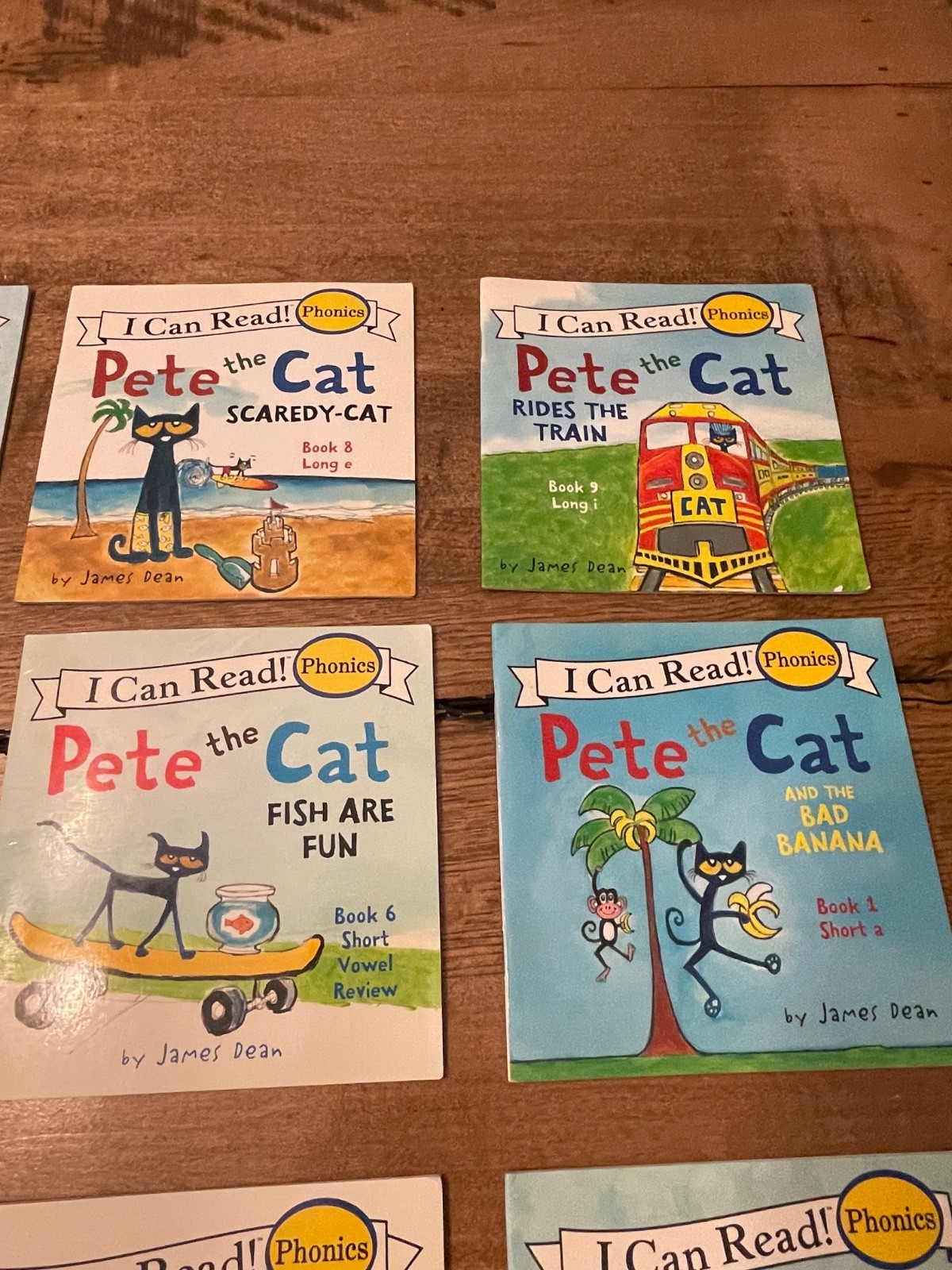 Pete the Cat- I can read phonics books Lot of 12