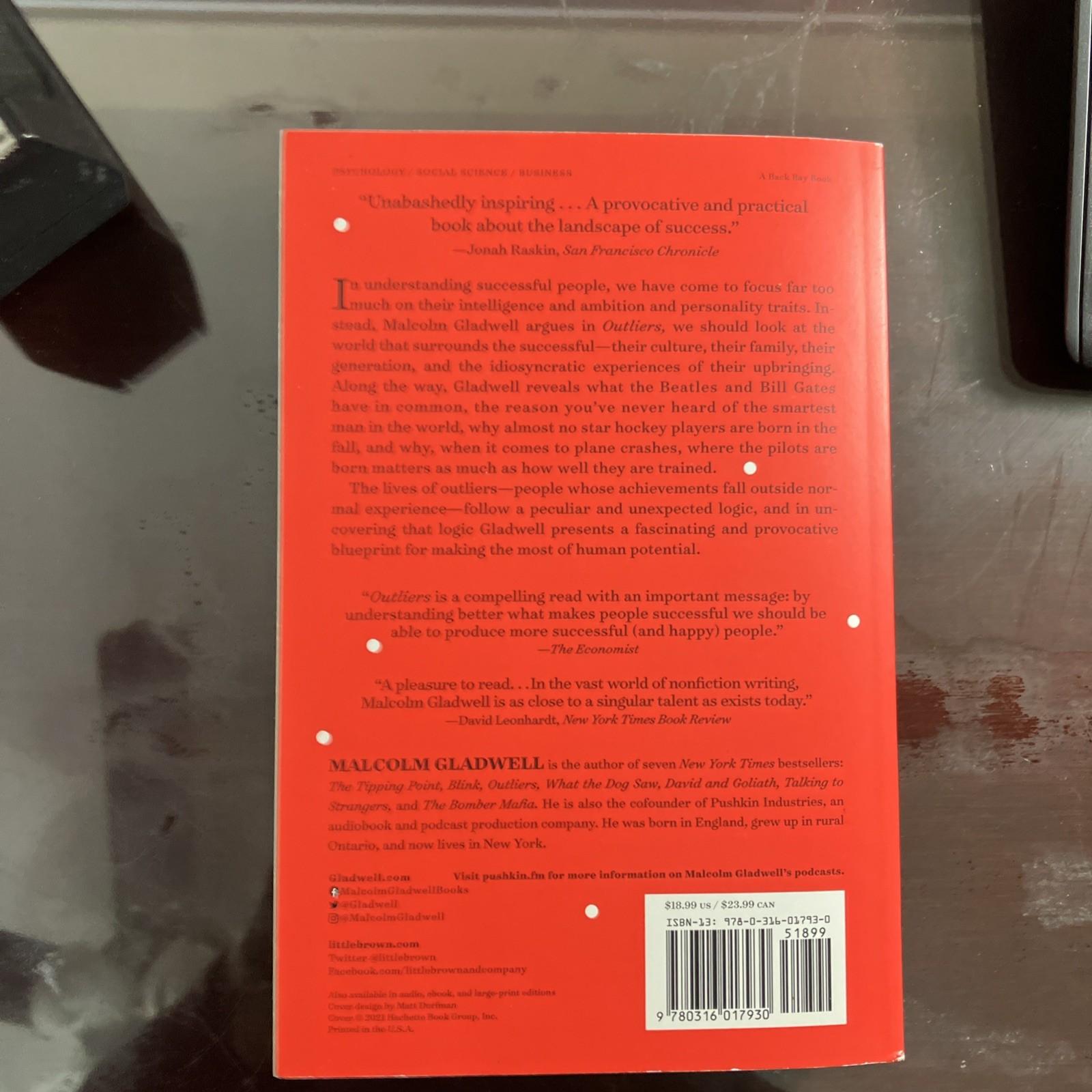 Outliers by Malcolm Gladwell: New Trade Paperback, FREE SHIP