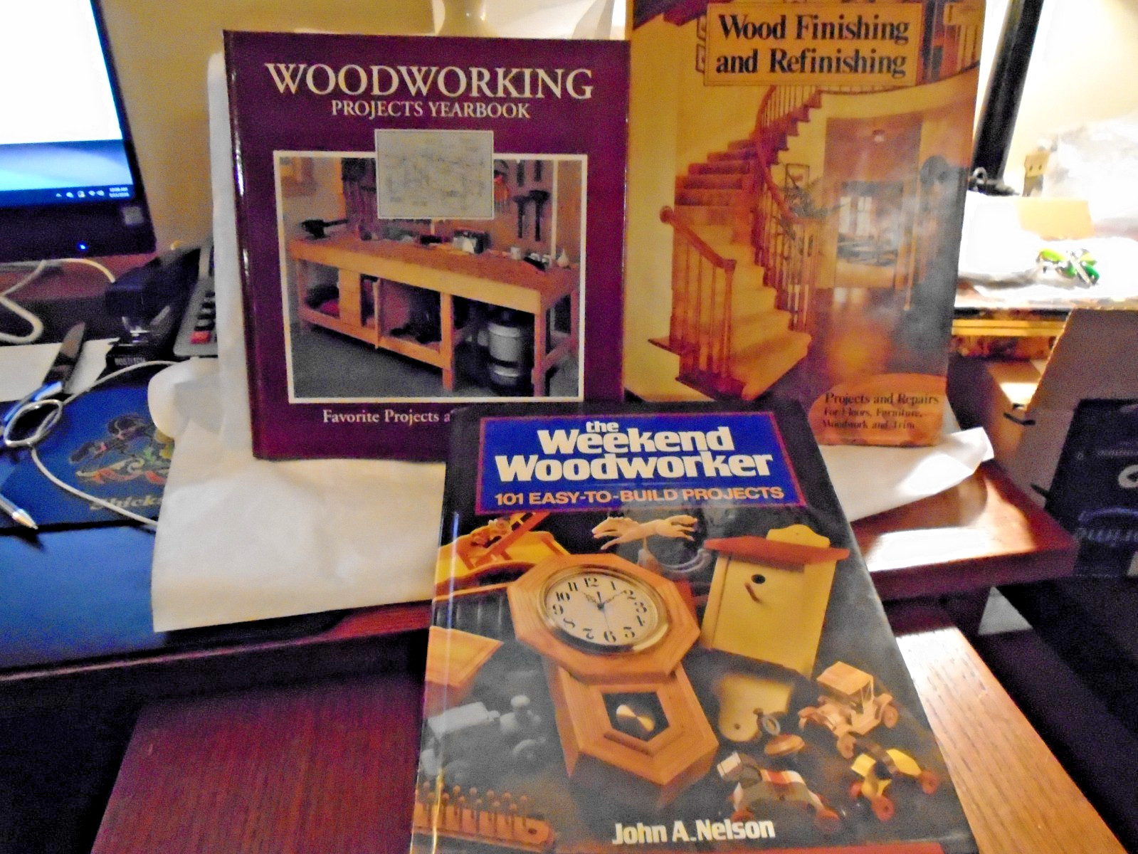 3 WOOD FINISHING BOOKS BY-NELSON, MEREDITH CORP & CREATIVE HOMEOWNER PRESS D-40