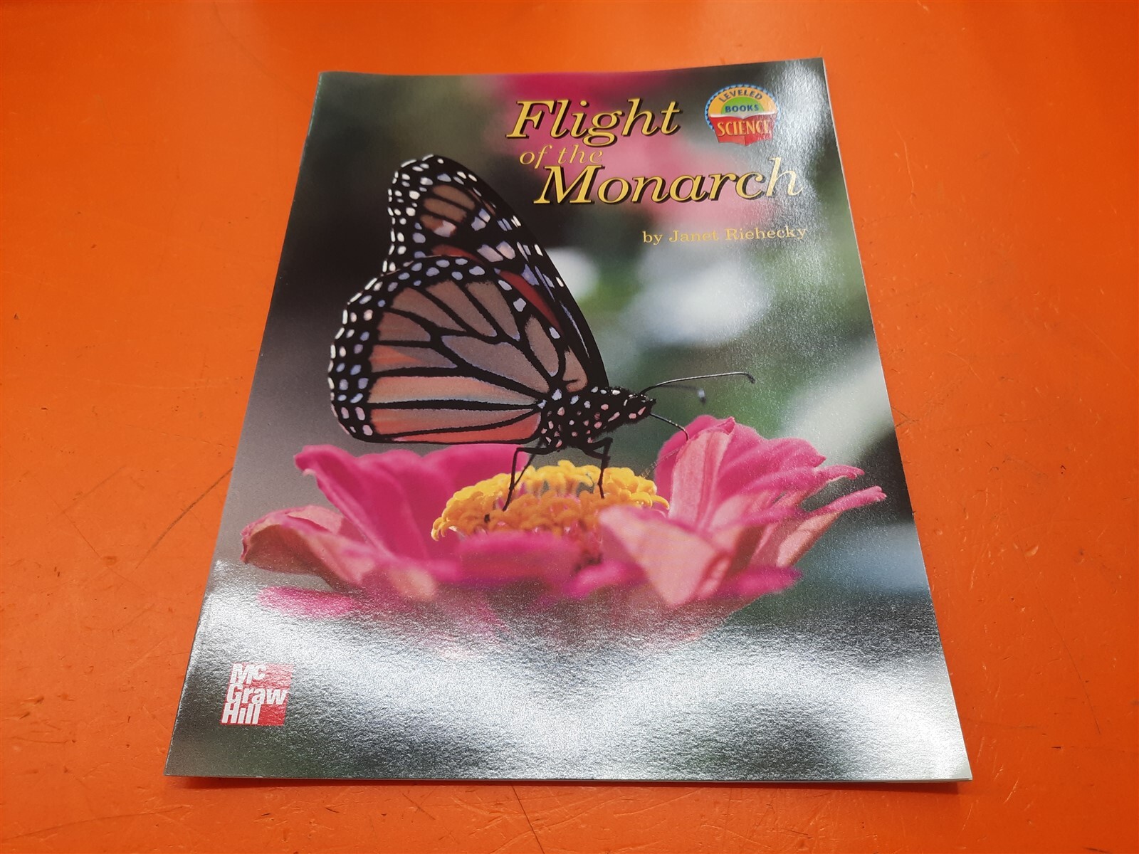 ⭐️⭐️⭐️⭐️⭐️ Flight Of The Monarch Janet Riehecky