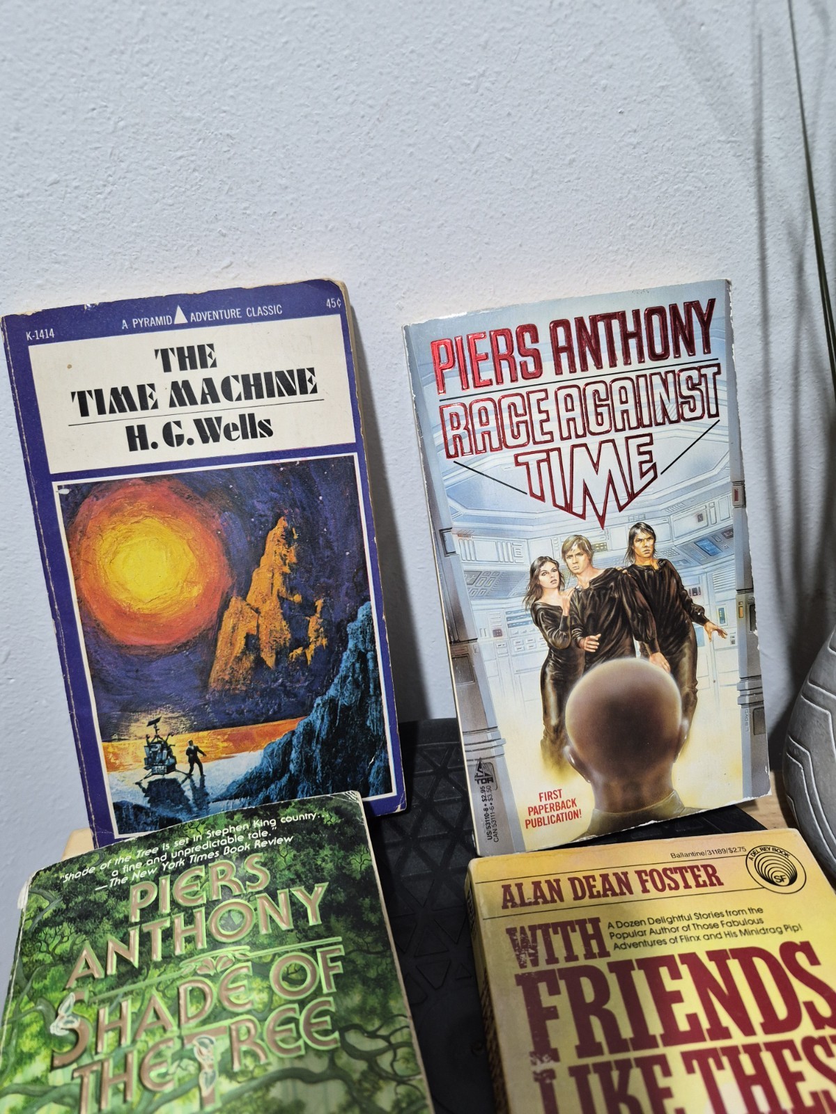 Lot Of 10 Sci Fi Paperback Books TITLES SEEN