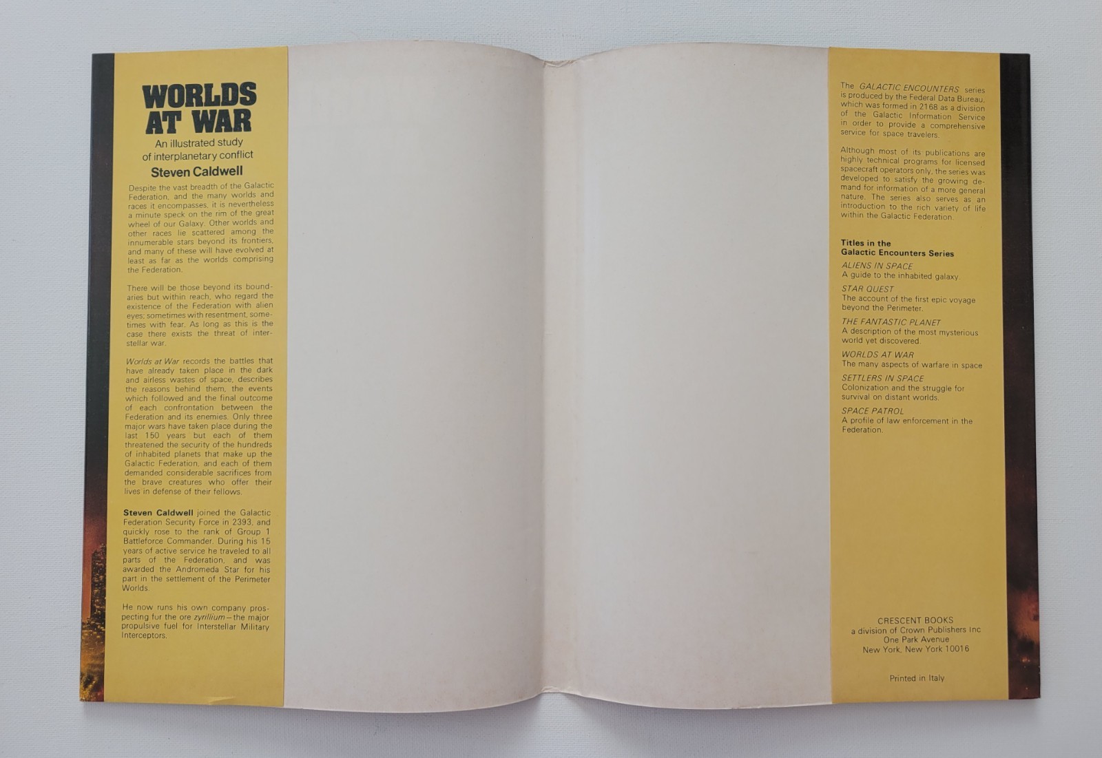 Worlds At War by Steven Caldwell, 1980 Crescent Books HC-DJ