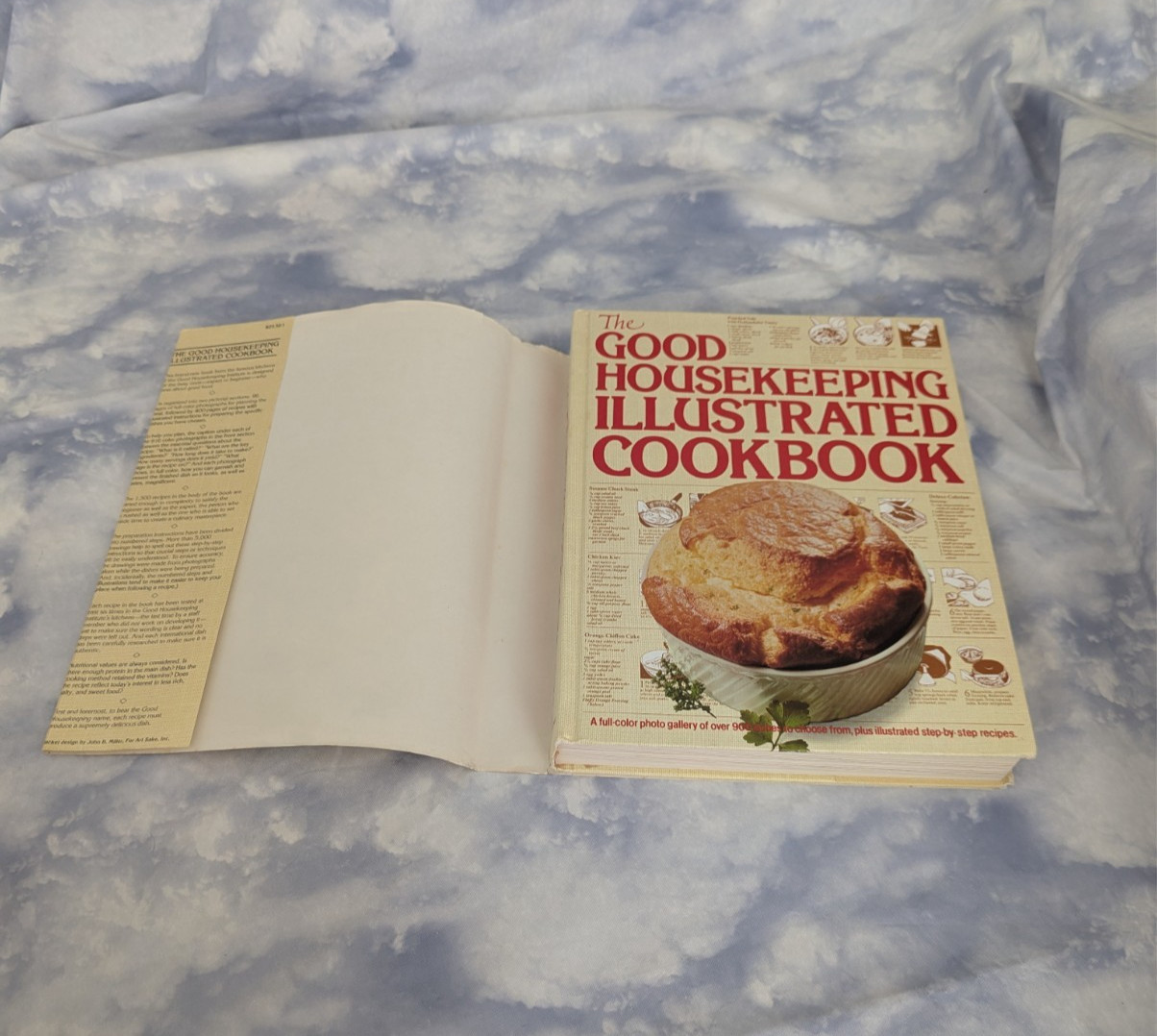 Vintage 1980 First Edition The Good Housekeeping Illustrated Cookbook Hardcover
