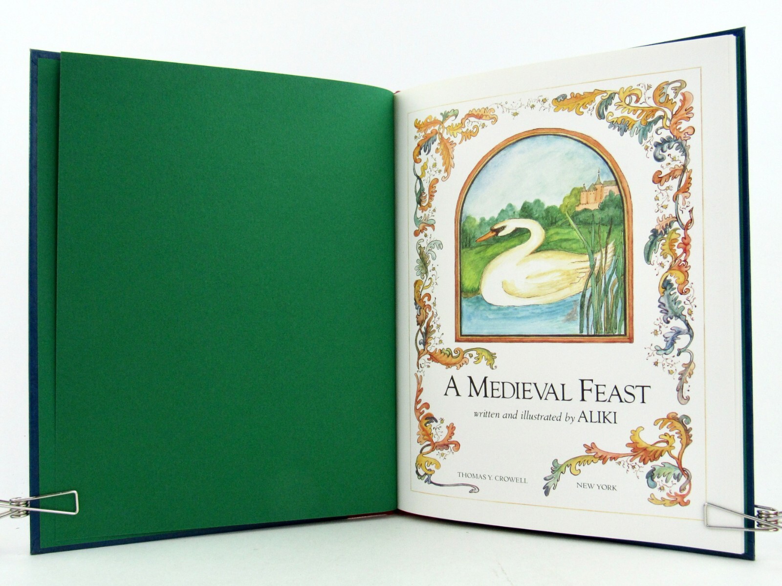 A MEDIEVAL FEAST Aliki 1983 Thomas Crowell HBDJ EXC