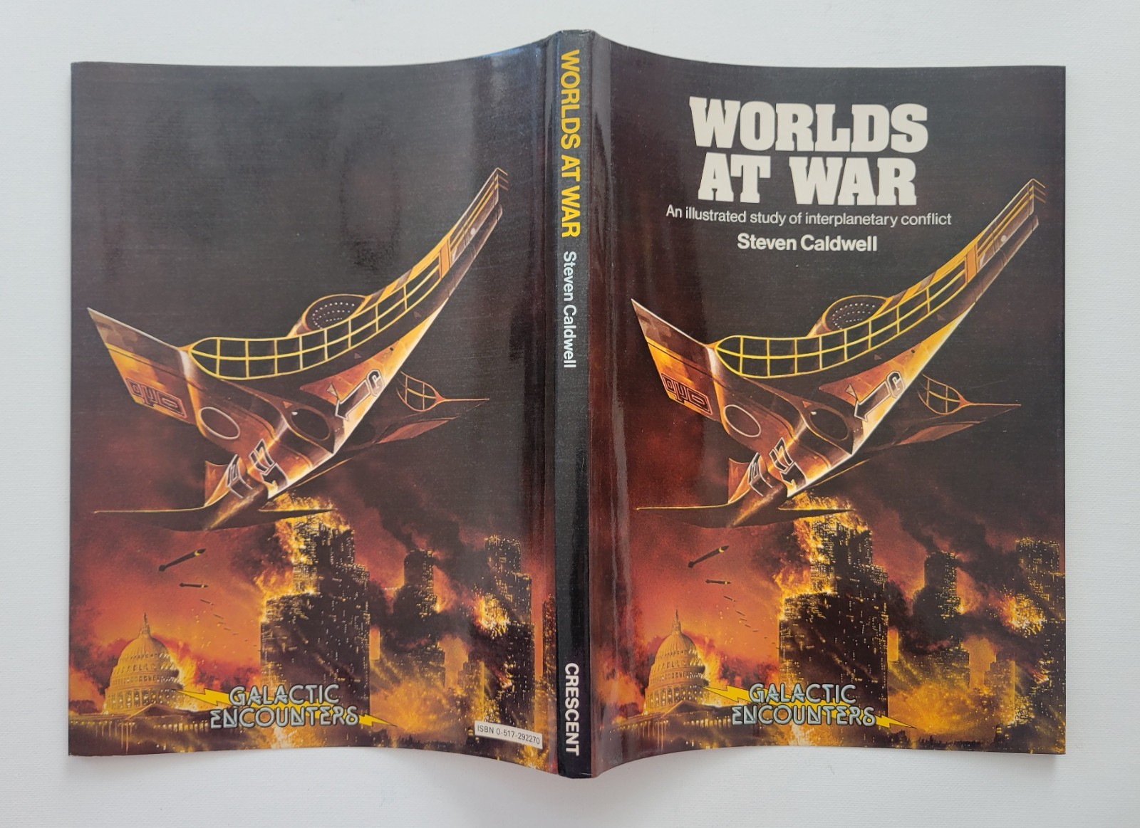 Worlds At War by Steven Caldwell, 1980 Crescent Books HC-DJ