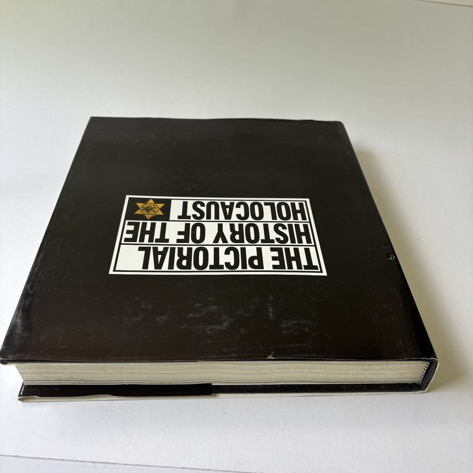 The Pictorial History of the Holocaust Arad 1990 First Printing Macmillan
