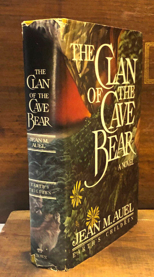 THE CLAN OF THE CAVE BEAR Jean M Auel 1980 Crown HCDJ 1st Edit 1st Print VG+ BCE