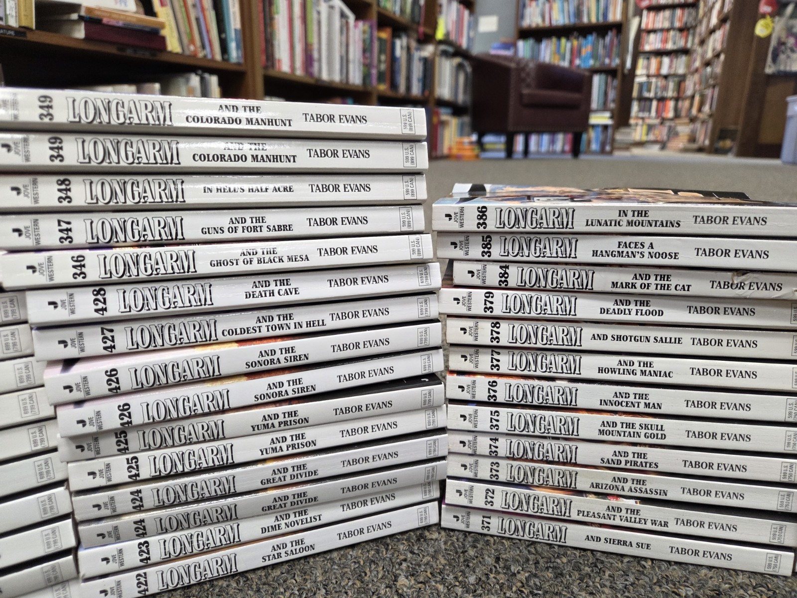 Longarm Western Lot 103 Books Tabor Evans Paperback Collection #347-428