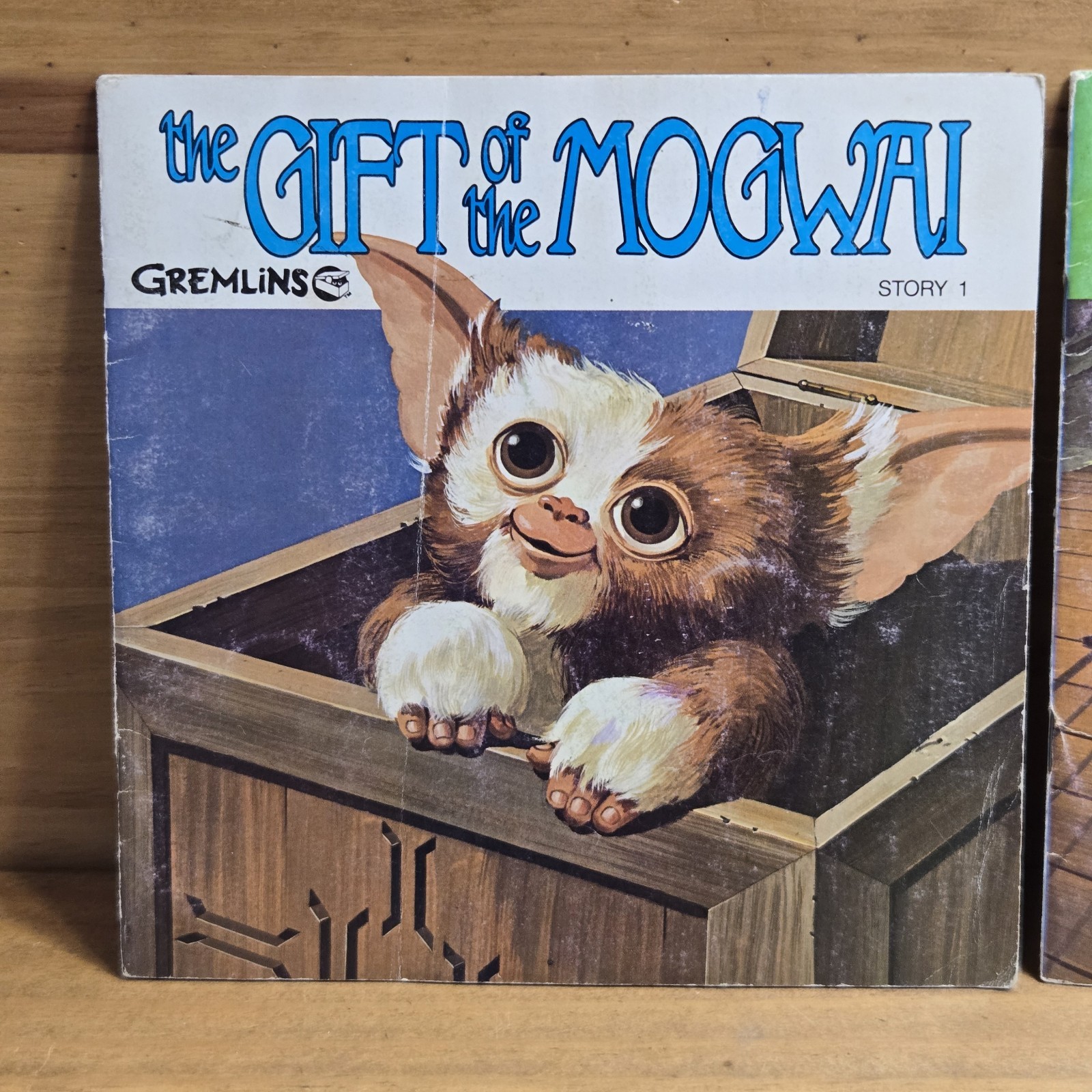 Gremlins Story Books and Record Set Gizmo Mogwai Movie Collectible Story 1-2