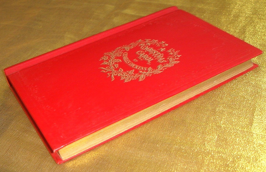A CHRISTMAS CAROL Charles Dickens Fine Facsimile Edition & Slipcase – Gilt Edges