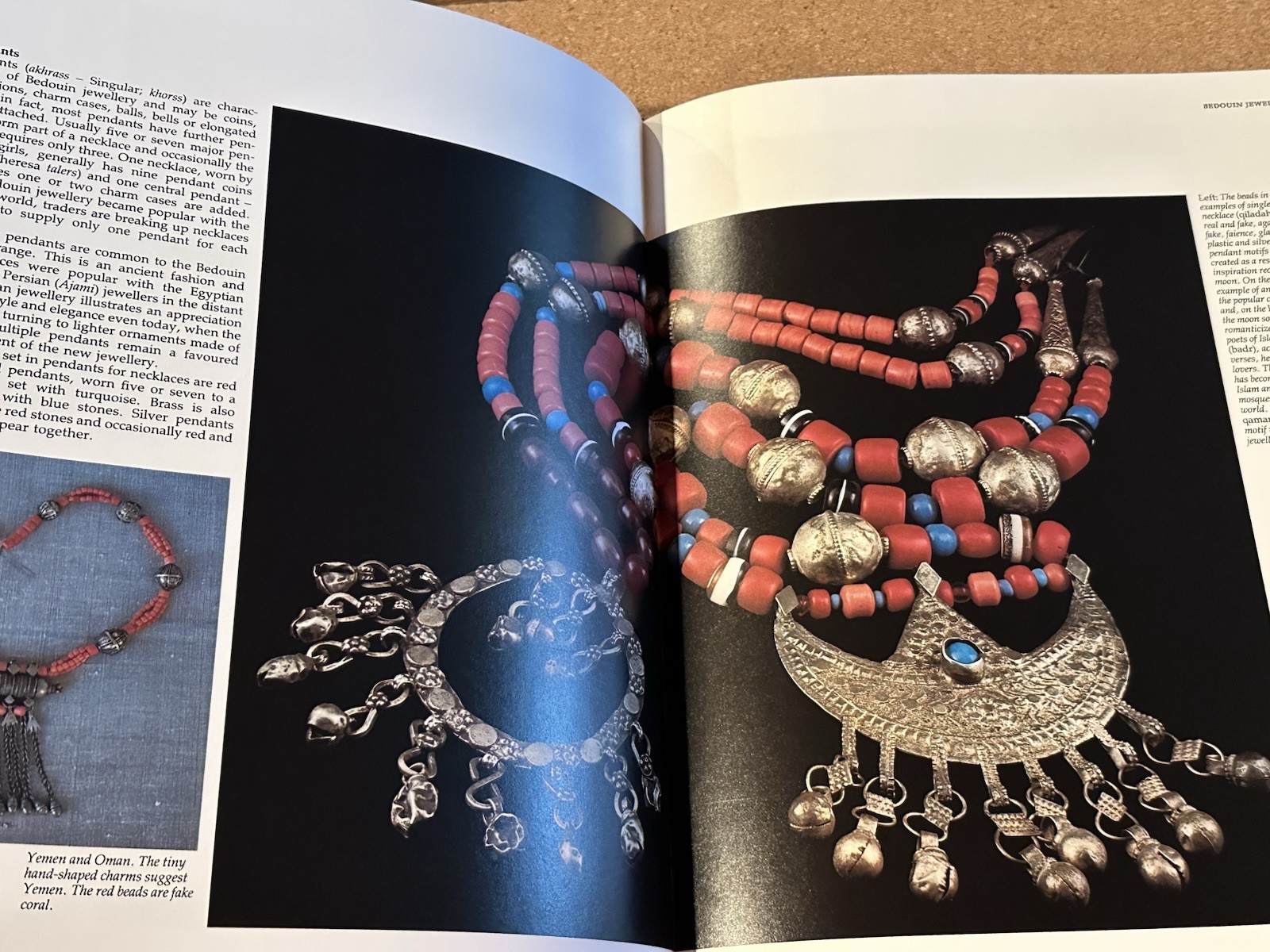 The Art Of Arabian Costume / Bedouin Jewellry Heather Colyer Ross Saudi Arabia