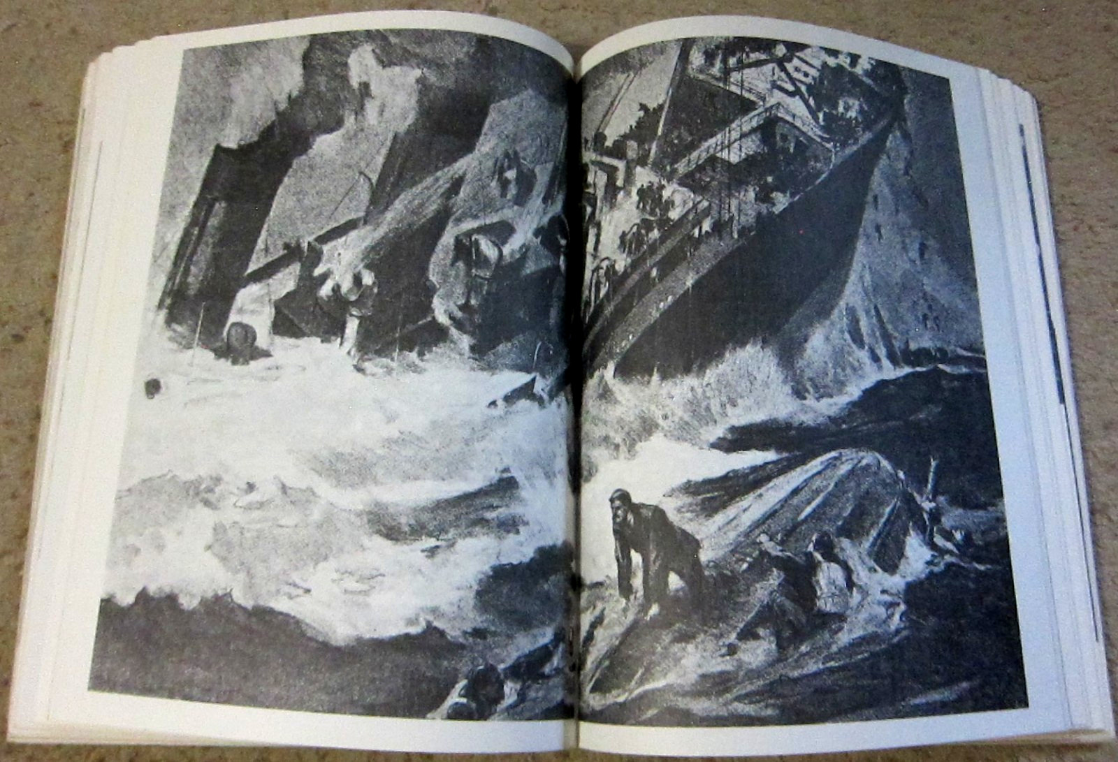 Titanic book lot- Sinking of the Titanic, Discovery of the Titanic, much more !