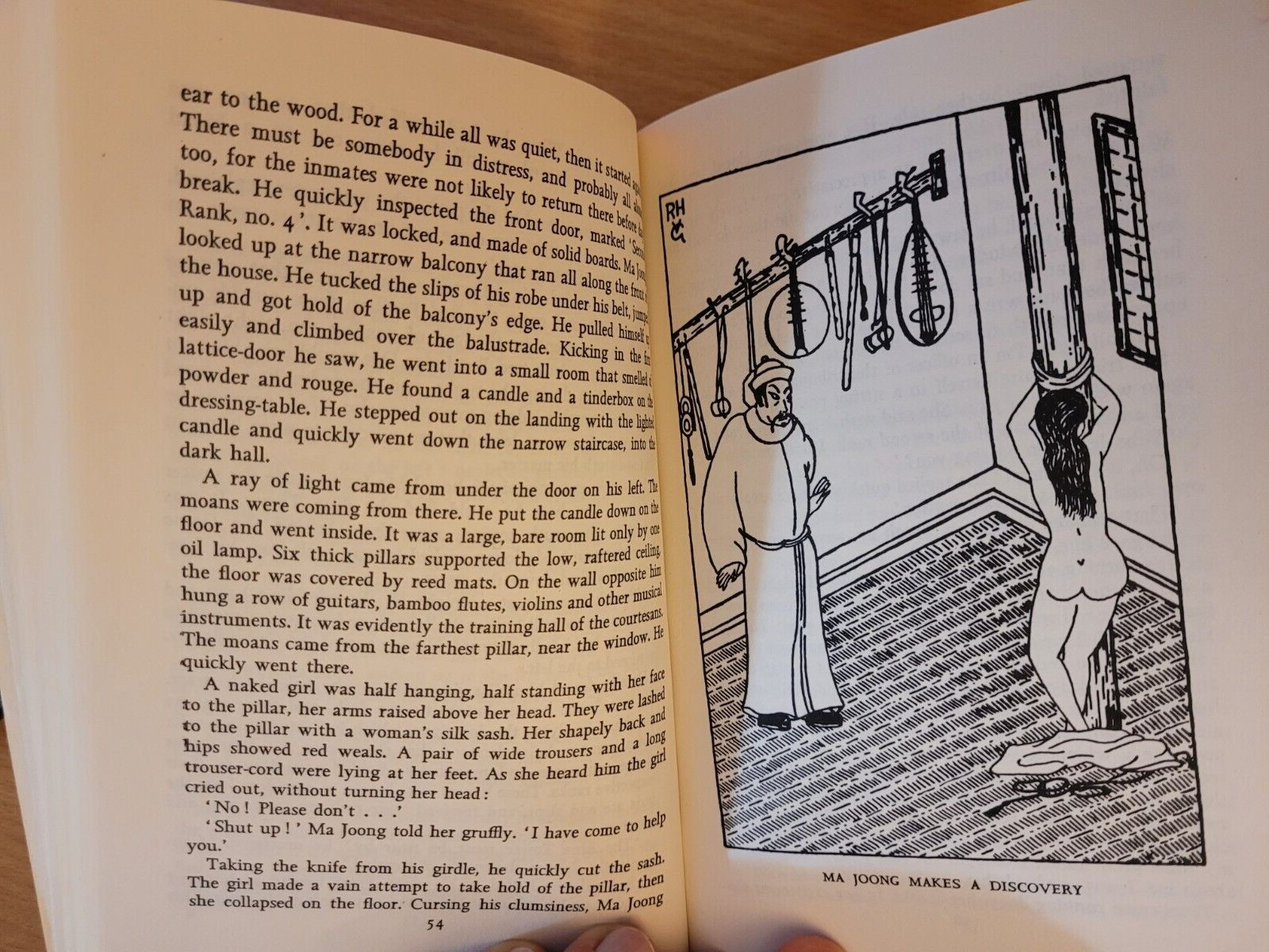 Robert van Gulik: The Red Pavilion: A Judge Dee Mystery. 1994 English